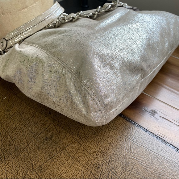 Coach 2009 Madison Champagne Metallic Large Hobo - Picture 12 of 15